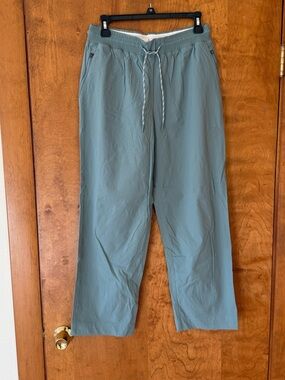 Athleta Cropped Pants Sz 8T